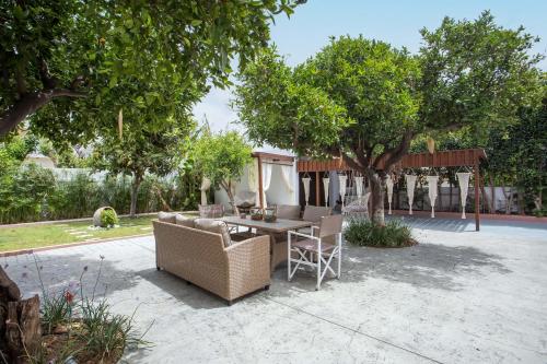 Thelia Rhodian Traditional house