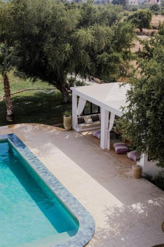 La alberca dentro o cerca de Villa Soun dans la campagne d'ESSAOUIRA