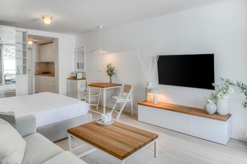 Nunas Luxury Port Residences