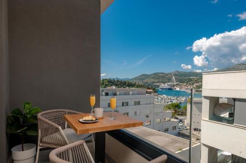 Nunas Luxury Port Residences