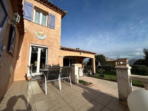 Billede fra billedgalleriet på La pinède, 8 couchages vaste terrain piscine i Garéoult