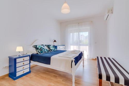 Spacious 2 bedroom apartment in Faro