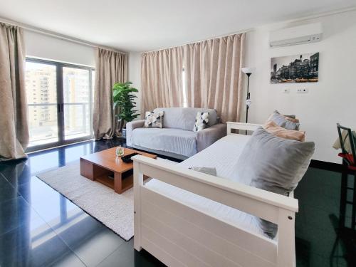 Posezení v ubytování Apartment Praia Rocha Tower Light