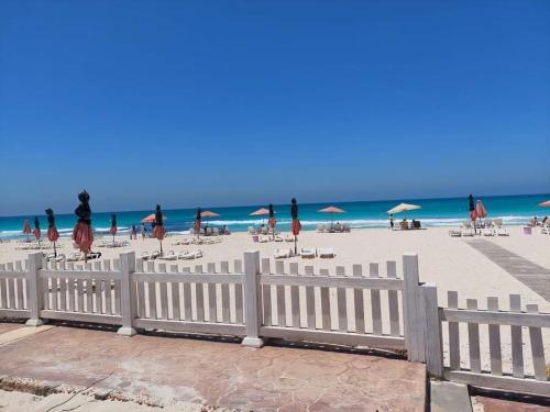 Chalet Marseilia beach 3 شالية غرفتين في مارسيليا بيتش