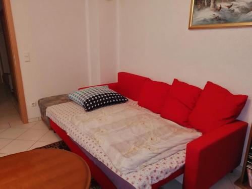 Posezení v ubytování 2 Zi Souterrain Wohnung in Wiesbaden Schierstein