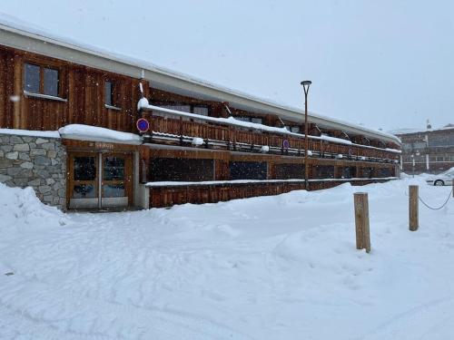 Gallery image of Appartement Alpe d Huez centre in LʼHuez