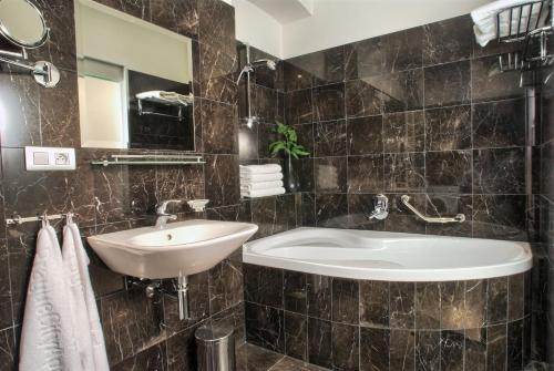 Bany a Residence Rybna