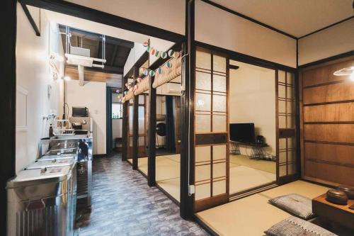 100YearsHouse! Stay Enjoy 3 kinda renovation house