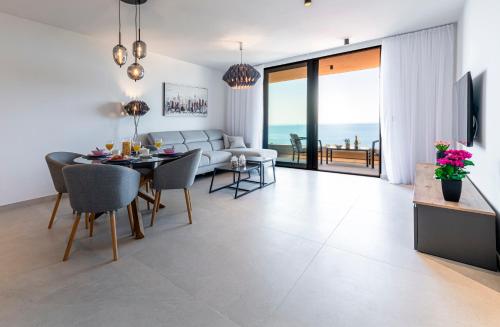 Apartment Mirabilis
