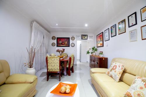 Fotografie z fotogalerie ubytování Emthonjeni Bed & Breakfast v destinaci Soweto