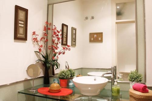 My Fair Lisbon - Bairro Alto 2 Bedroom Apartment