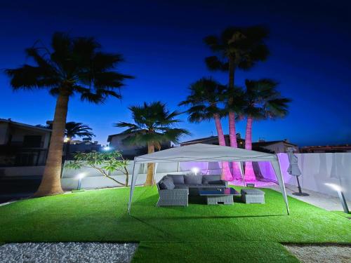 3 Bedroom Villa, private pool, hot tub