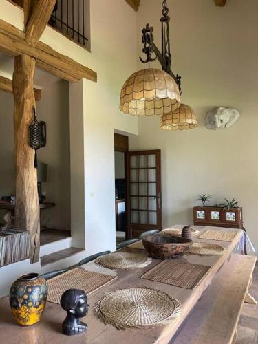 Photo de la galerie de l'établissement Sous le soleil exactement, à Tourrettes-sur-Loup