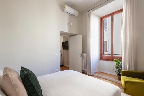 Casa Gracchi by Hili