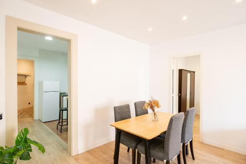Beautiful apartment with terrace in Barcelona