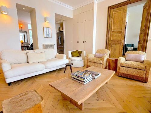 Photo de la galerie de l'établissement L'appartement Luxembourg, à Paris