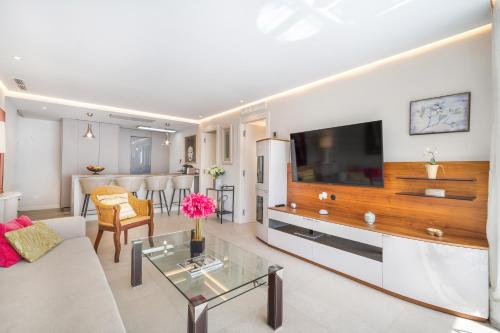 Elegant Marbella Beachside