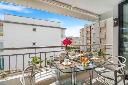 Elegant Marbella Beachside