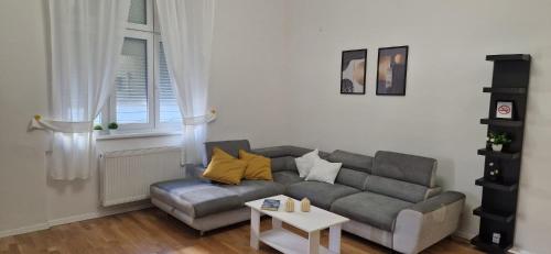 Nala AA2 Apartment