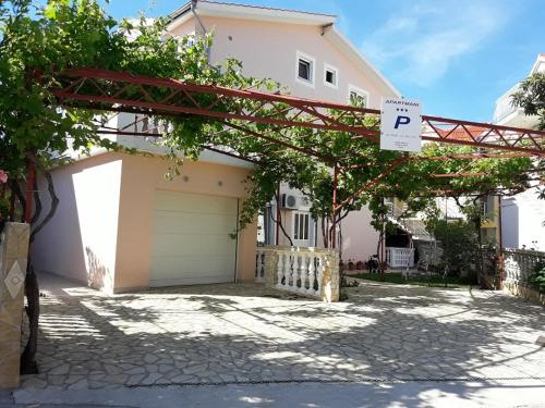 Apartments Vodice Marisol