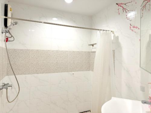 Gallery image of Center Bangkok Suite next to Platinum mall in Bangkok