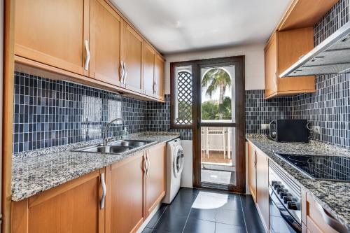 Heerlijk Appartement Met Uitzicht Op Het Zwembad - Dichtbij het Strand photo 18