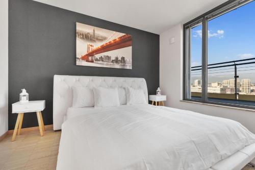 Sky Apartman in Bratislava - With 2 parking places