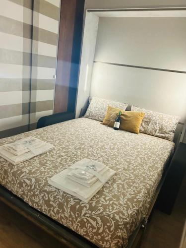 Ένα ή περισσότερα κρεβάτια σε δωμάτιο στο CHAMBRE BON BON