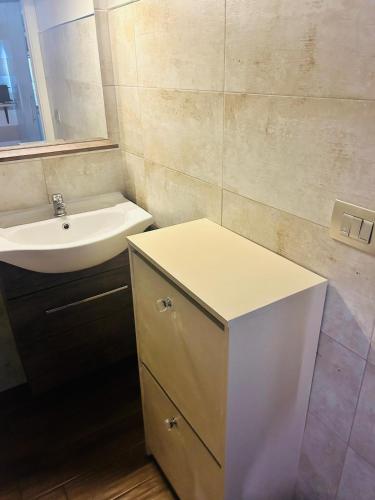 Ένα μπάνιο στο CHAMBRE BON BON