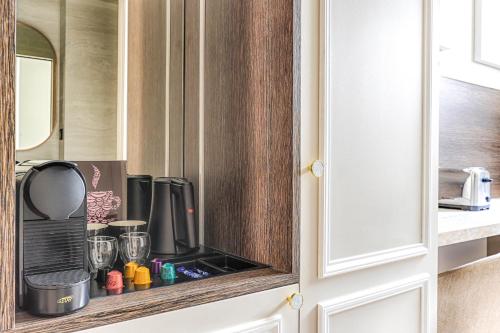 Luxury and Design Studio Invalides