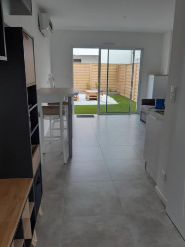 Les Pivoines studio climatisé, proximité mer et forêt