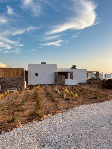 Gallery image of Yara Residence in Kampos Paros