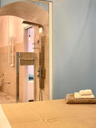 Carlo di Borbone Apartments - Napoli Chiaia