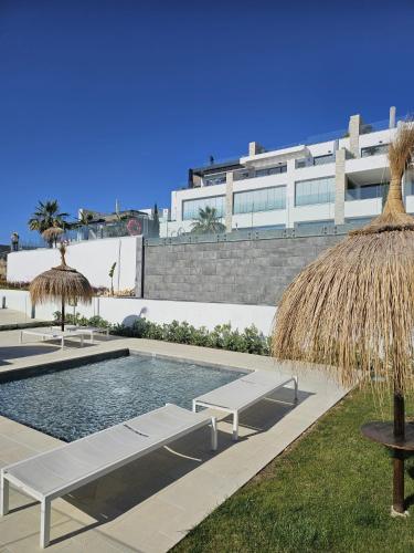 Luxury Blue Maritimo 2 Bedrooms Apartment Artola Homes Cabopino