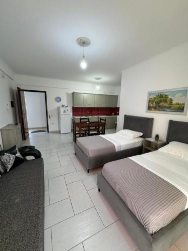 Imagen de la galería de Sea Apartments Himare, en Himare