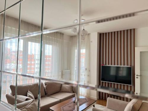 Ray Apartments