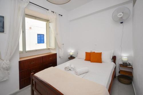 Kallithea Beach Apartmentsにあるベッド