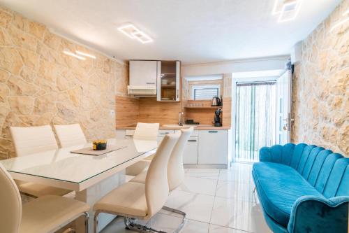 Casa di Pag by Pag tours