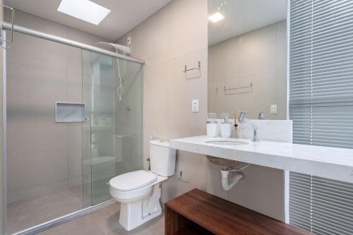 Phòng tắm tại Casa com piscina e churrasqueira em Milagres