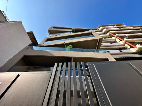 Sky Suite Apartments - Cloud9 in the City