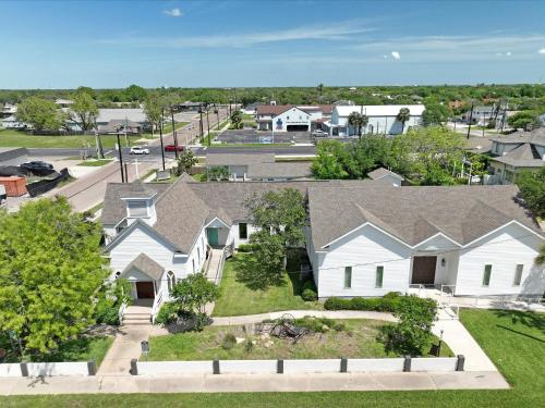 Khu vực xung quanh gần nhà nghỉ dưỡng