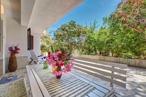 Apartments with a parking space Losinj, Losinj - 23373