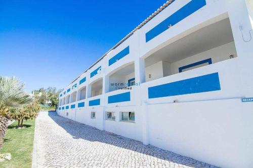 APARTAMENTOS OASIS BEACh
