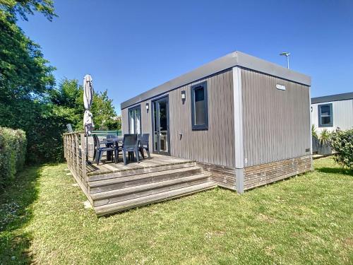 Mobil-home Grand Confort proche plage avec piscine chauffée, fitness et parking, Jullouville - FR-1-361A-17