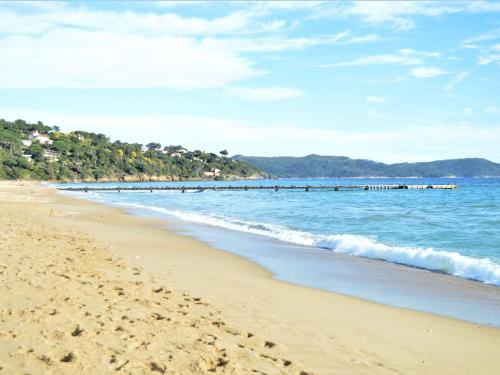 Maison spacieuse avec piscine, Wi-Fi et climatisation à La Croix-Valmer - FR-1-226B-204