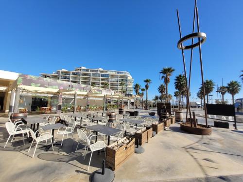 Canet-en-Roussillon - T2 Alcôve - 4 pers - Parking - Loggia - Ascenseur - 1 étoile