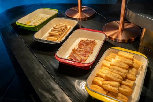 Đồ ăn tại/gần khách sạn