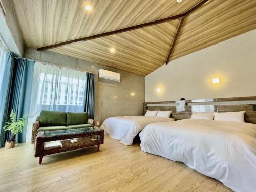 Infinity Hotel NahaKumoji -SEVEN Hotels and Resorts-