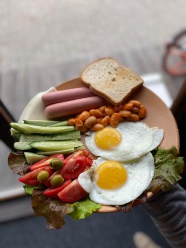 Makanan di atau berdekatan rumah percutian