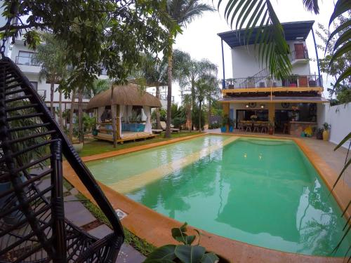 Dos Lunas Aparthotel